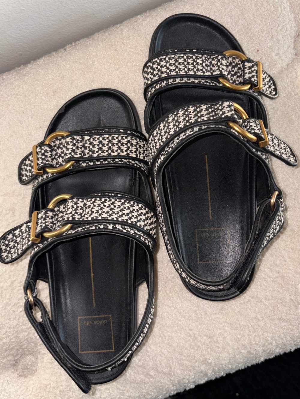 Dolce vita Women's Black Woven Strap Sandals with Gold Buckles
